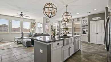 5161 Echo Falls Dr, Alvin, TX 77511 - photo 7