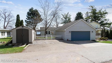 1008 Sunrise Park St, Howell, MI 48843 - photo 3