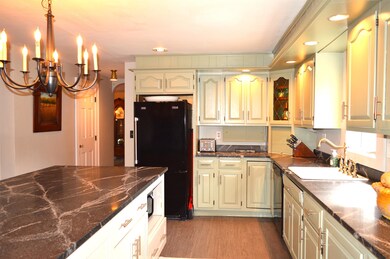 95 Elm St, Newport, NH 03773 - photo 7