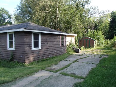 13126 W Michigan Ave, Marshall, MI 49068 - photo 2