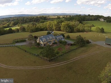 36510 Stone Manor Ln, Purcellville, VA 20132 - photo 2