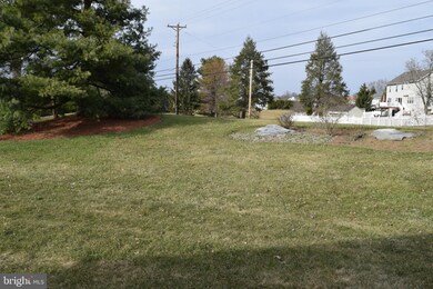 310 Barrington Ct, Palmyra, PA 17078 - photo 5