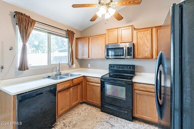 16-web-or-mls-Whitten-HD-16