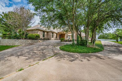2901 Durant Ct, Granbury, TX 76049 - photo 2