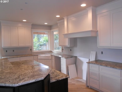 4250 Upper Dr, Lake Oswego, OR 97035 - photo 6