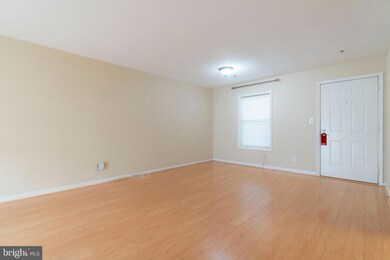 The Four Winds at Oakton unit 2-B6, Oakton, VA 22124 - photo 7