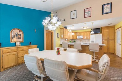 907 Lake View Dr, Mission, TX 78572 - photo 7