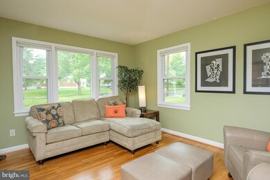 13309 Parkland Dr, Rockville, MD 20853 - photo 6