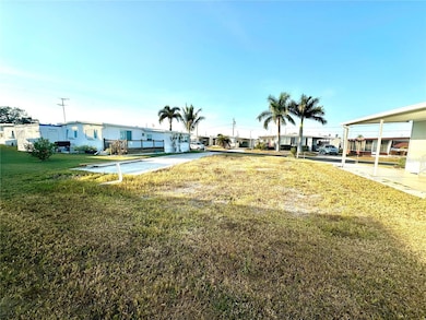 522 Centre St, Palmetto, FL 34221 - photo 3