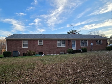 1700 Ward St, Farmville, VA 23901 - photo 3