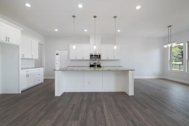 13027 Eagles Nest Dr, Whitney, TX 76692 - photo 6