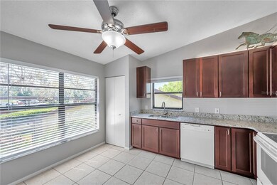 Bright and spacious eat-in kitchen