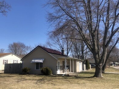 1002 Chicago Ave, Elkhart, IN 46517 - photo 3