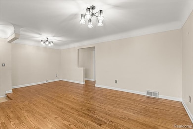 7148 Plainfield St, Dearborn Heights, MI 48127 - photo 5