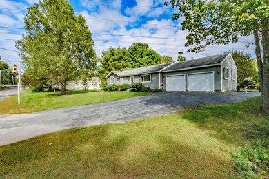 374 W Elm St, Yarmouth, ME 04096 - photo 6