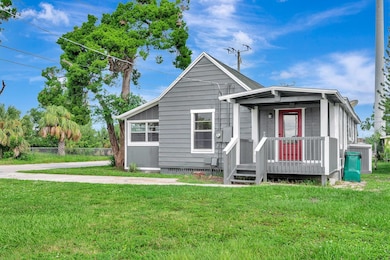 806 3rd Ave W, Palmetto, FL 34221 - photo 3