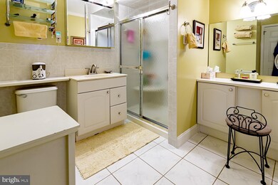 121 Fox Chase Ln, Cherry Hill, NJ 08034 - photo 3