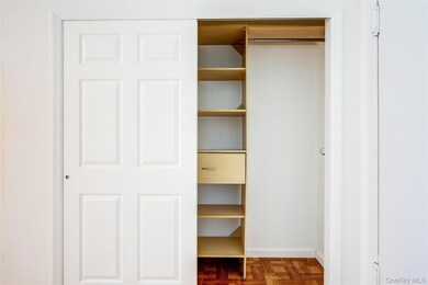 Walden Terrace unit 1D, Rego Park, NY 11374 - photo 7