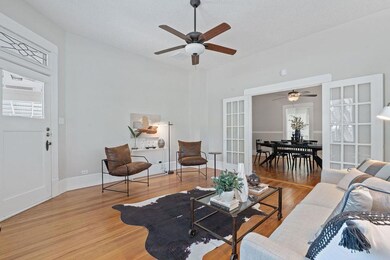 909 Hudgins St, Smithville, TX 78957 - photo 5