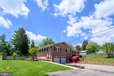 2113 Devere Ln, Catonsville, MD 21228 - photo 3