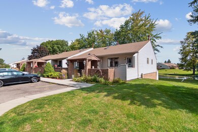 04-25720-Lexington-Dr-Unit-6-South-Lyon-