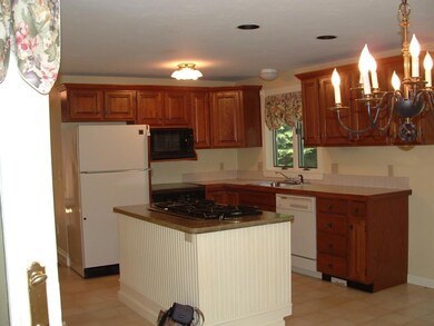 16 Captains Dr, Yarmouth, ME 04096 - photo 7