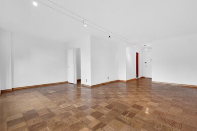 Lincoln Towers unit 19L, New York, NY 10023 - photo 2