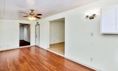 10718 W Cherry Hills Drive-large-010-10-