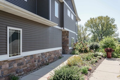 4237 Cortland Ct, Windsor, WI 53598 - photo 3