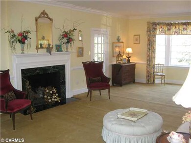 Living Room - Front to back-views of golf course a