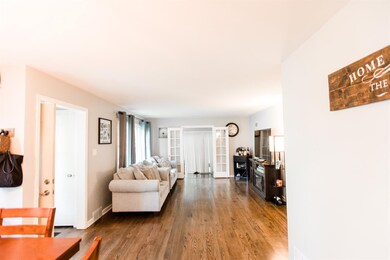 901 W 39th Place, Hobart, IN 46342 - photo 6