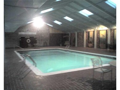 Swimming Pool/Hot Tub/Sauna.