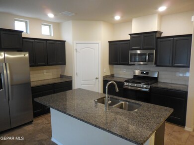 7316 Glacier Dr, El Paso, TX 79911 - photo 5