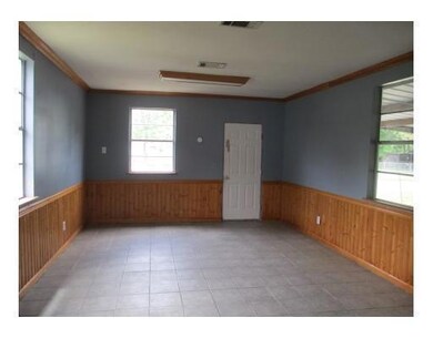 201 Allen St, Pineville, LA 71360 - photo 2