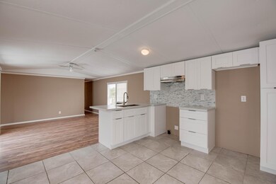 003-27942SnapperLane-LittleTorchKey-FL-3