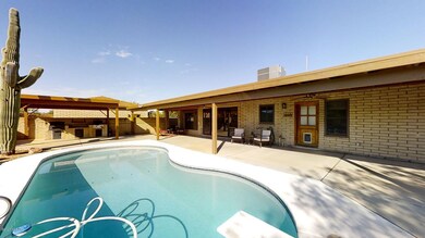 pool to outdoor kitchen!