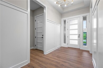 1613 SW Arbor Park Dr, Lee's Summit, MO 64082 - photo 4