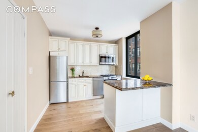 Le Domaine Apartments unit 7C, New York, NY 10065 - photo 4