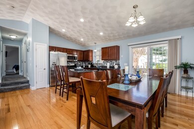 3 Whisper Ct, West Warwick, RI 02893 - photo 4