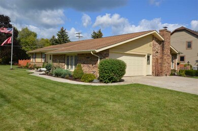 600 Hawthorne Place, Auburn, IN 46706 - photo 2