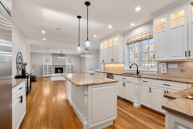 11 Bobolink Rd, Wellesley Hills, MA 02481 - photo 4