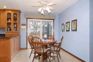 114 Osage Ct, Oswego, IL 60543 - photo 6