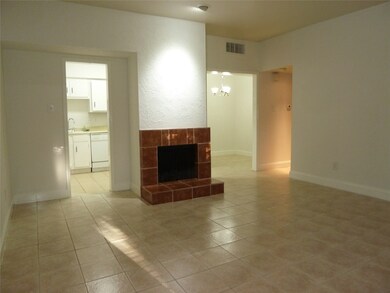 2100 Tanglewilde St unit 573, Houston, TX 77063 - photo 2