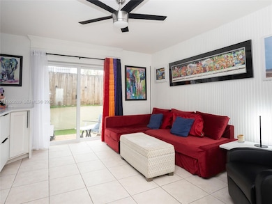 437 SW 3rd St unit 2, Miami, FL 33130 - photo 3