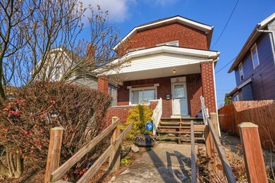 610 E Gates (7)