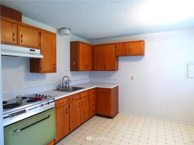 7015 Pioneer Hwy, Stanwood, WA 98292 - photo 4