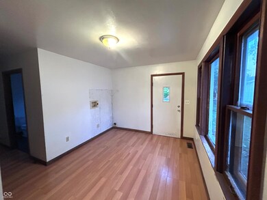 135 S Jefferson St, Knightstown, IN 46148 - photo 4