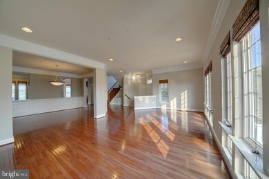 8707 Lake Edge Dr, Laurel, MD 20723 - photo 6