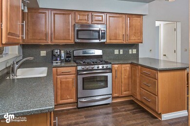 kitchen_DMD_5302-SMALL