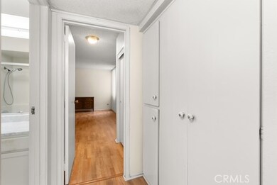 421 S Lafayette unit 214, Los Angeles, CA 90057 - photo 7